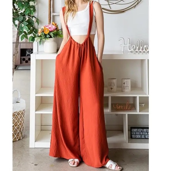 New Zenana Women’s Rust Wide-Leg Suspender Jumpsuit Overalls Size Small - Picture 2 of 13